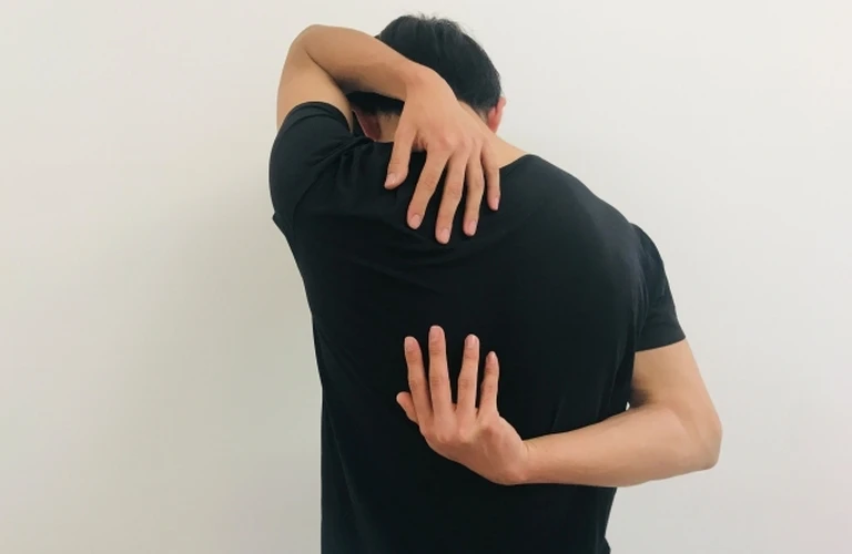 柔軟性ゼロの男性でもできる！ヨガを始めるメリットとは？【文京区ヨガ】