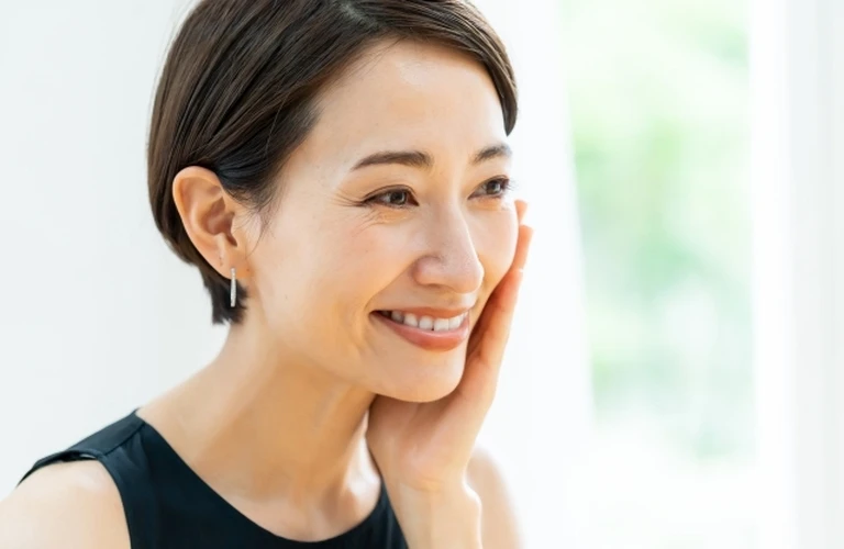 ヨガで肌のターンオーバーを促進！美肌を手に入れる効果的な方法【巣鴨 ヨガ】
