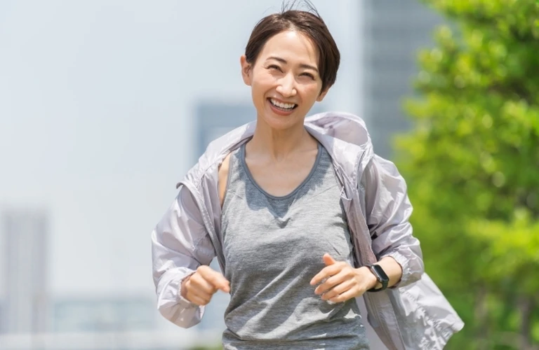 ヨガで女性のホルモンバランスを整える！効果的な方法とは？【文京区ヨガ】