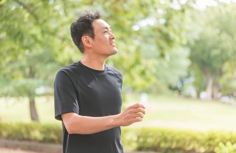 なぜ運動がストレス解消に効果的なのか？その理由とおすすめの運動法【文京区ヨガ】