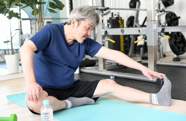 男性必見！ストレッチで体を柔らかくする方法【上野ヨガ】