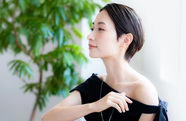 ミッドライフクライシスと更年期はどう違う？心身の変化を理解するために【文京区ヨガ】