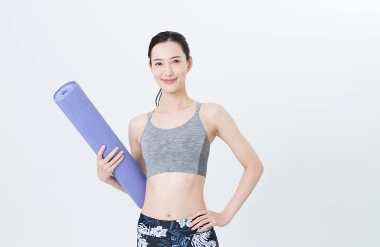 忙しいあなたに！自宅で受けられる個別ヨガレッスン体験のご案内【千代田区プライベートヨガ】