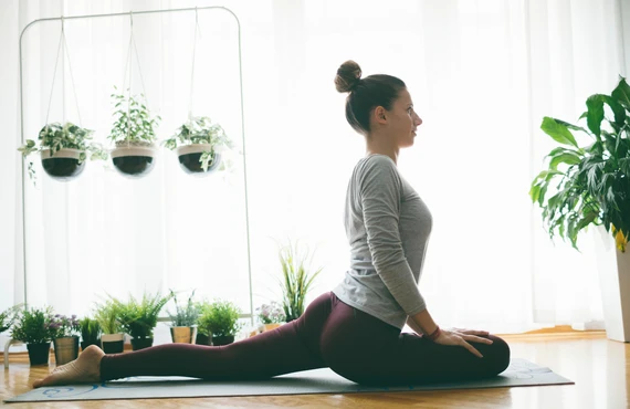 Your English Yoga Journey in Tokyo: Stress Relief at Home – Sign Up for a Trial Lesson at Our Yoga Studio![Omotesando]