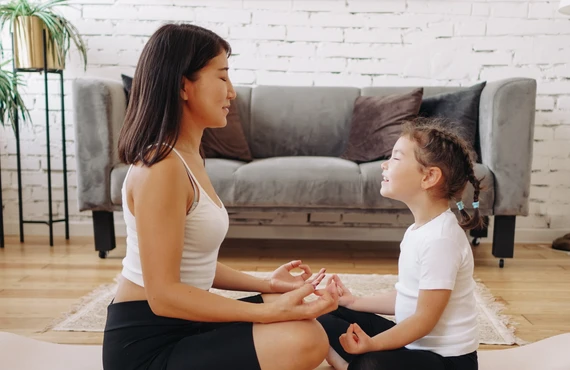 Experience Mindful Living: English In-Home Meditation Yoga Delivered to Your Home【Daikanyama, Ebisu, Minato】