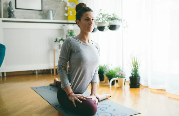 Stay Fit and Relaxed: English Yoga Delivered to Your Tokyo Home 【Shirokane】