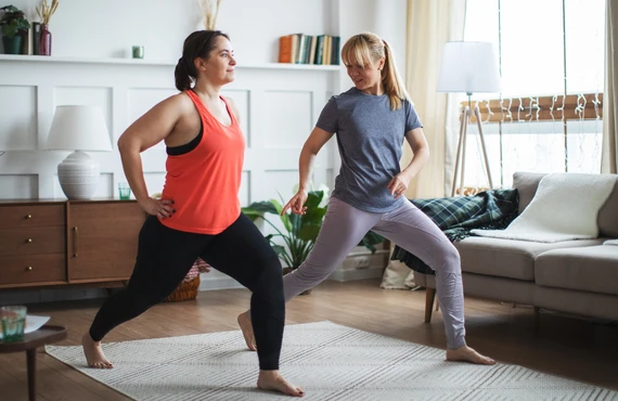 Personalized English Yoga Meetup: Host a Yoga Teacher in Your Home 【Shibuya Ward】