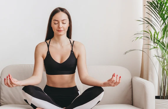 Personalized English Yoga in Tokyo: Home Visits Now Open for Students 【Minato Ward】