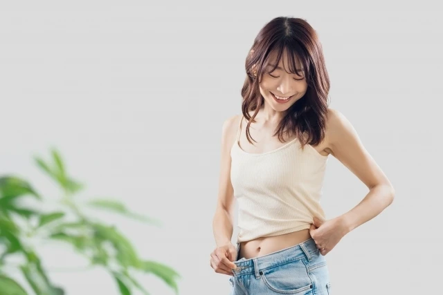 産後の骨盤調整ヨガでママも美しく健康に！